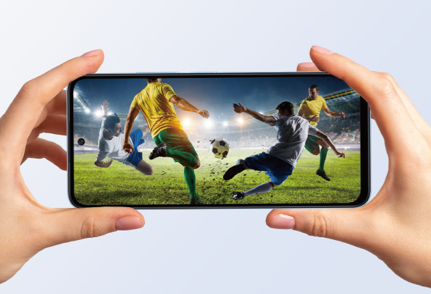 約6.8インチ大型ディスプレイを搭載